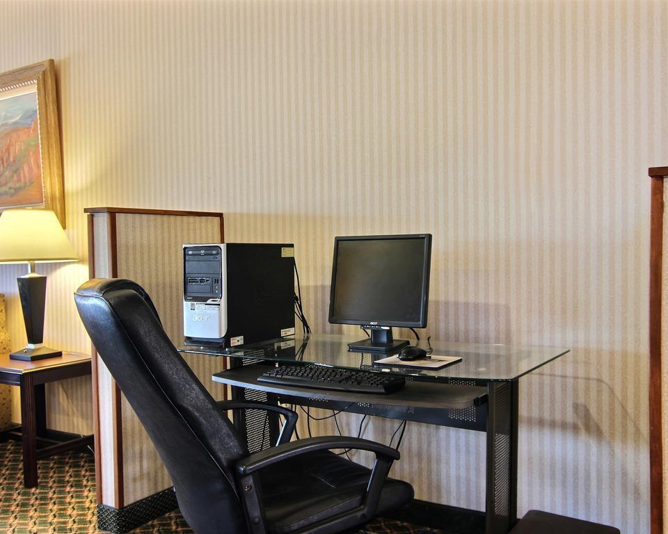 Quality Inn & Suites Grants - I-40 Exterior foto