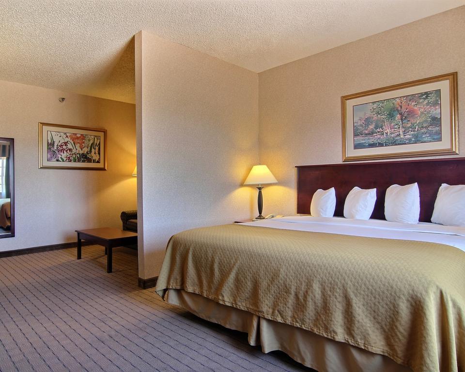 Quality Inn & Suites Grants - I-40 Exterior foto