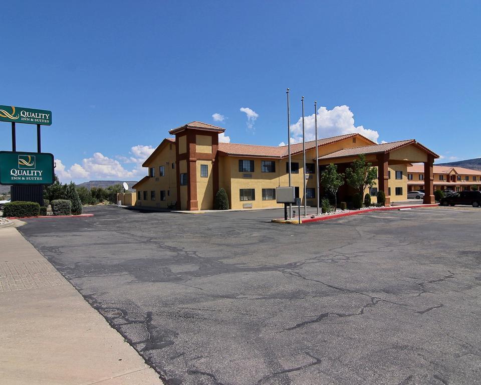 Quality Inn & Suites Grants - I-40 Exterior foto