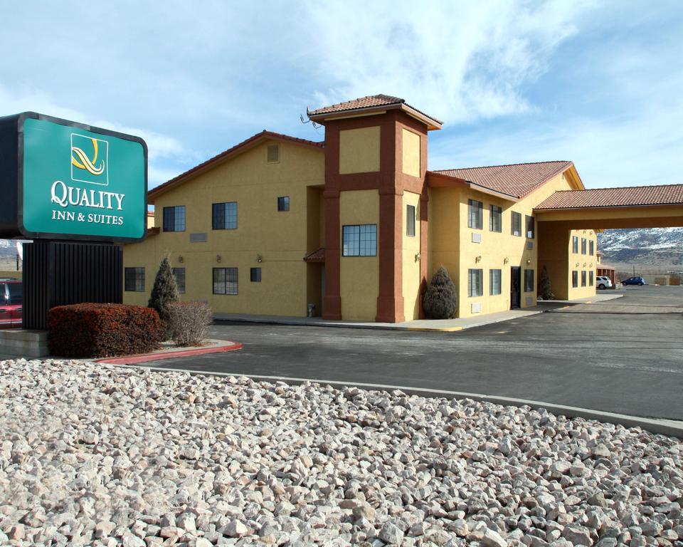 Quality Inn & Suites Grants - I-40 Exterior foto