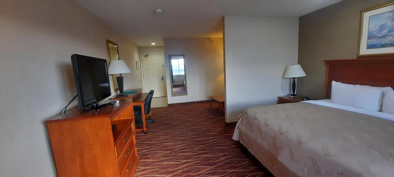 Quality Inn & Suites Grants - I-40 Exterior foto