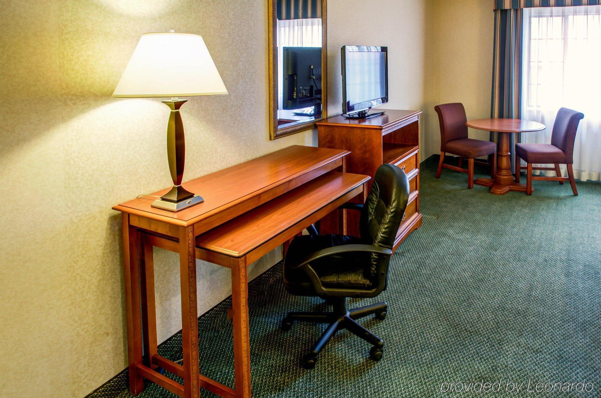Quality Inn & Suites Grants - I-40 Exterior foto